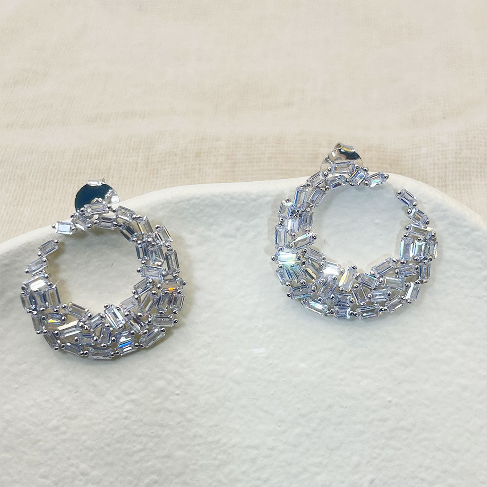 Sugar Shape Zircon Earrings