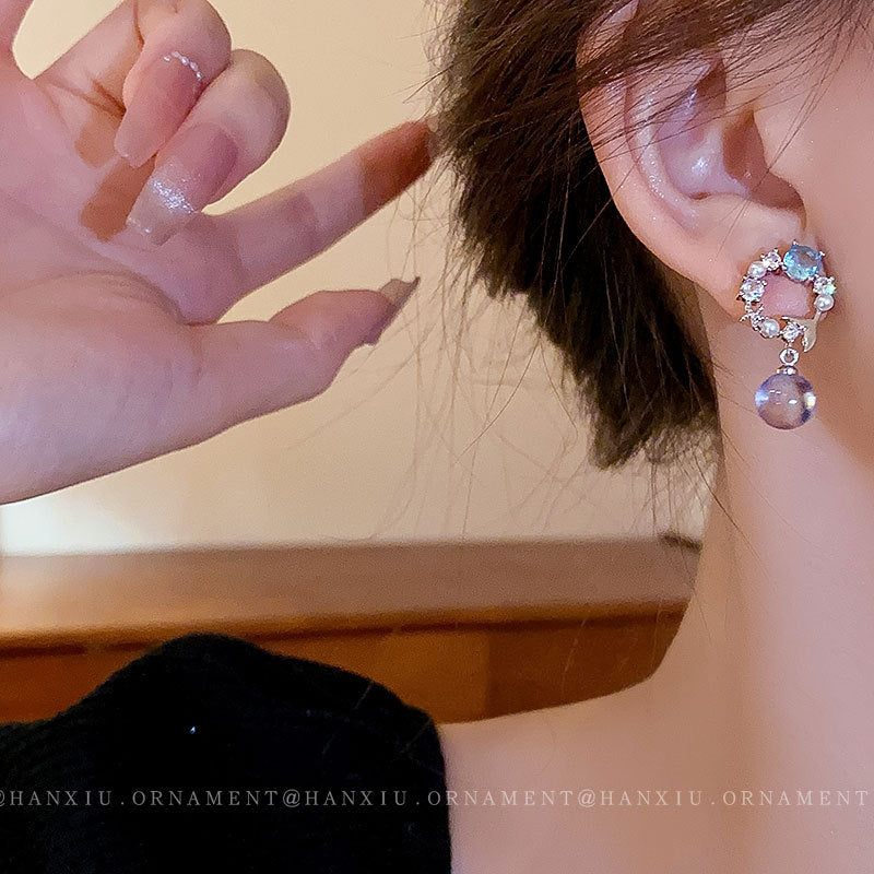 Silver Needle Zircon Fishtail Circle Earrings