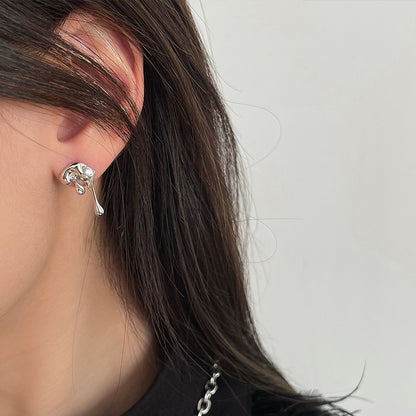 Pleated Lava Zircon Love Earrings