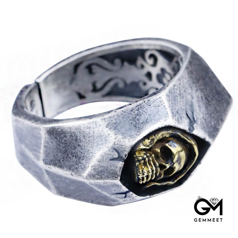Vintage Cracked Skull Ring