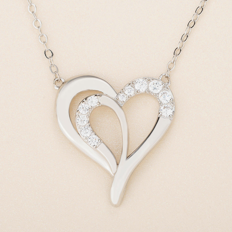 Heart-shaped Diamond Set Simple Hollow Love Necklace