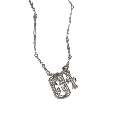 Diamond-encrusted Cross Niche Design Collarbone Necklace