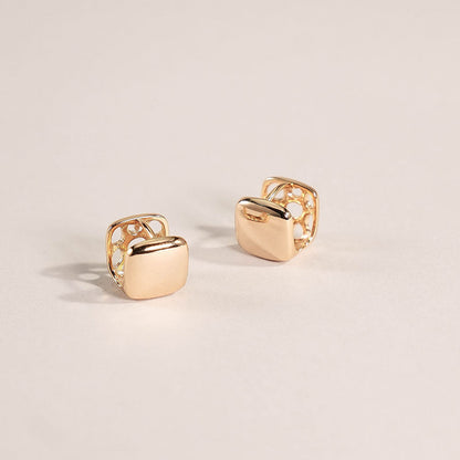 Minimal Square Geometric Commuter Studs