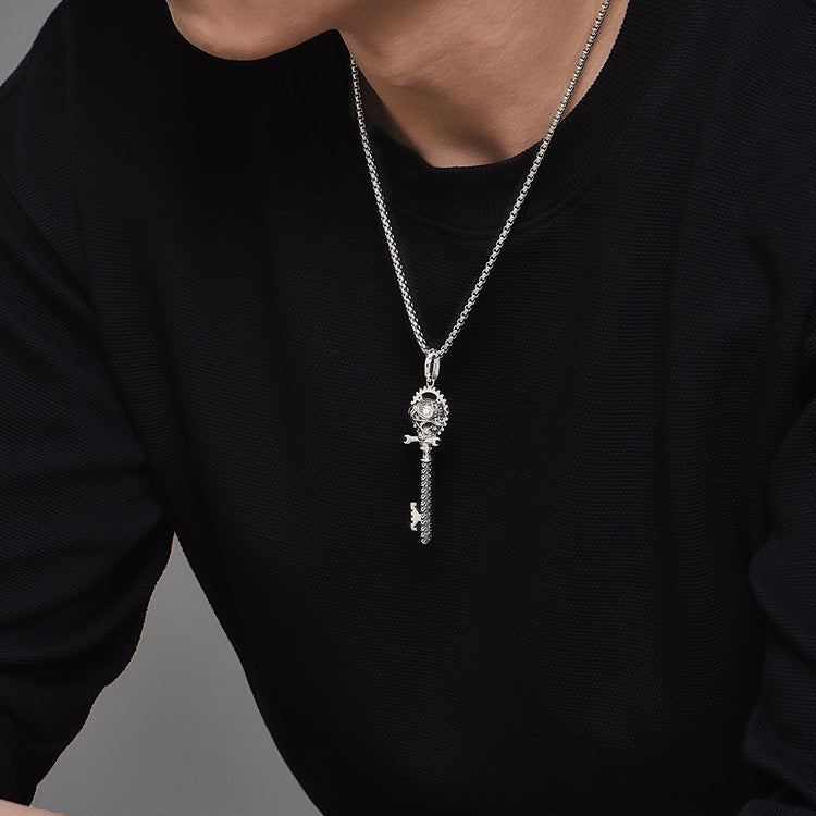Sterling Silver Vintage Skull Key Pendants Necklace