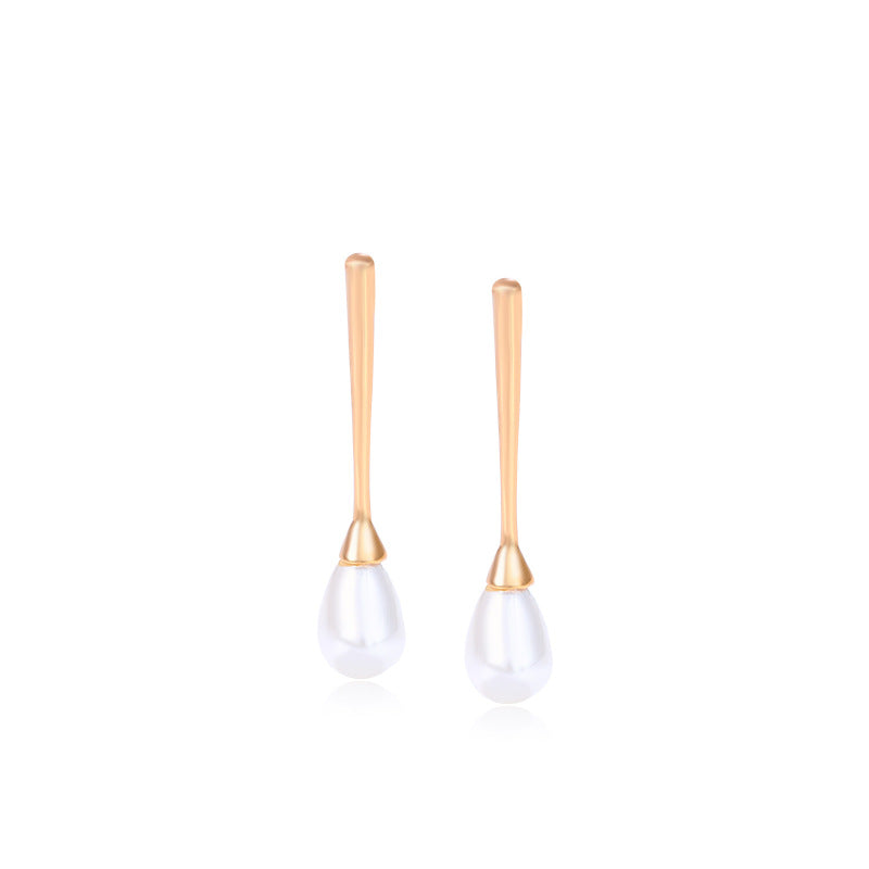 Fashionable Cool Style High-end Imitation Pearl Earrings