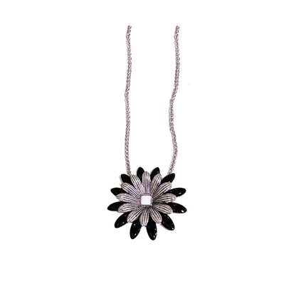 Dark Wind Flower Drop Oil Square Necklace
