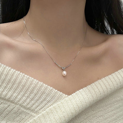 S925 Sterling Silver Knot Freshwater Pearl Necklace