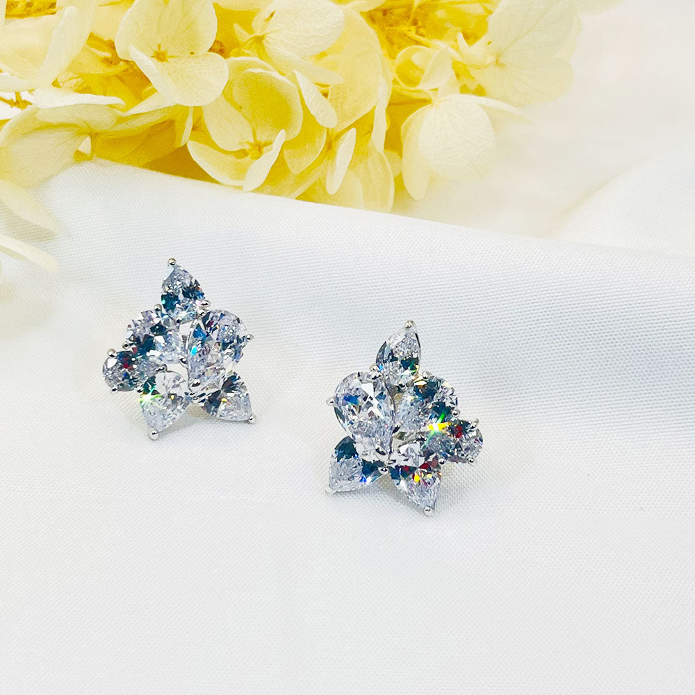 Irregular Drop-Shaped White Zircon Earrings