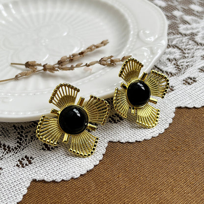 Vintage Niche Heavy Industry Exaggerated Flower Premium Stud Earrings