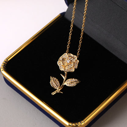 Retro Palace Style Color Zircon Rose Light Luxury Niche Necklace