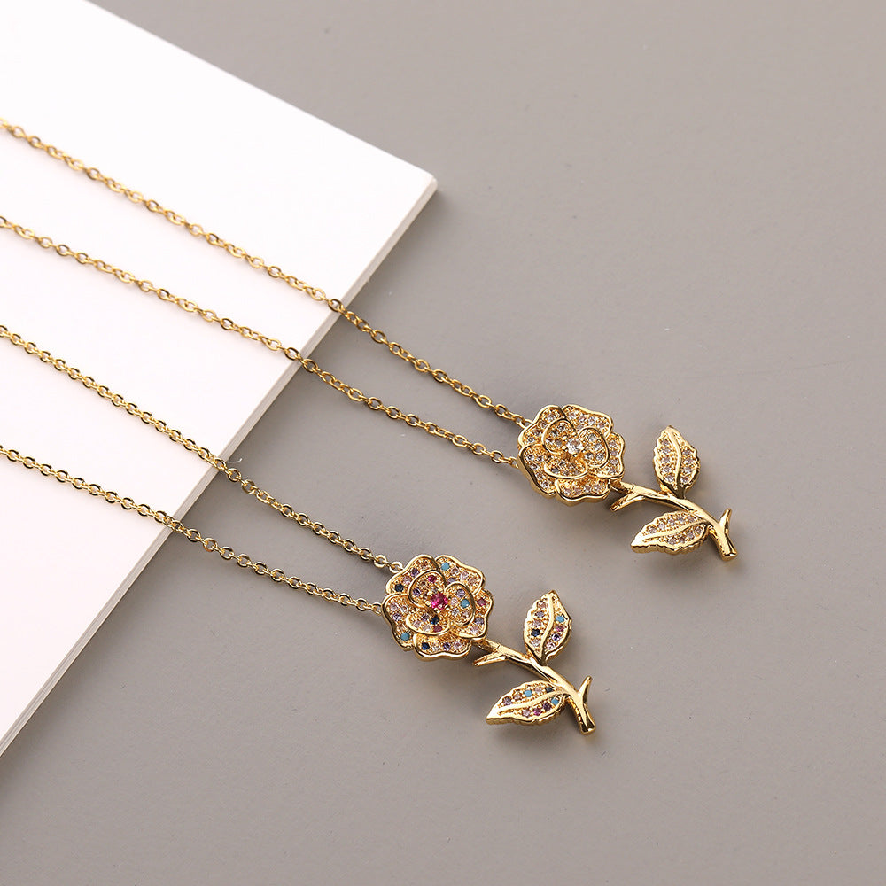 Retro Palace Style Color Zircon Rose Light Luxury Niche Necklace